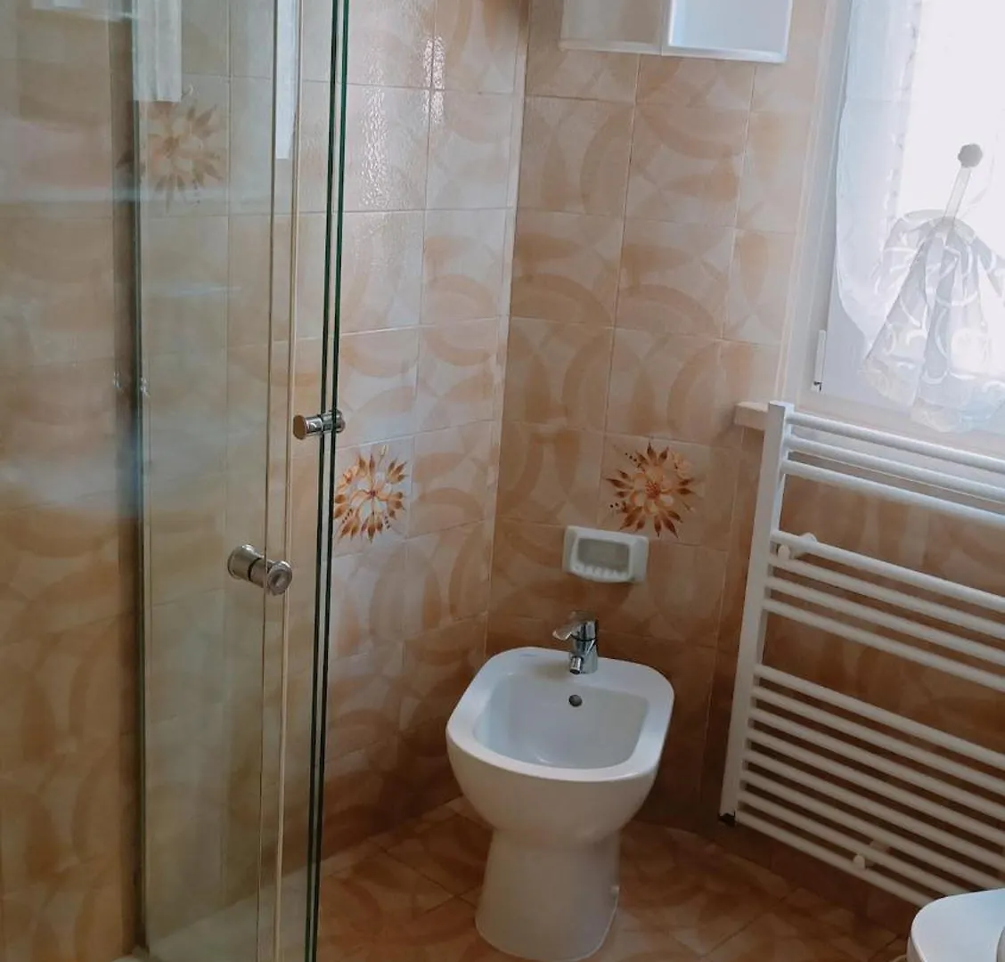 Residence Pool 페스키에라델가르다 0*,
